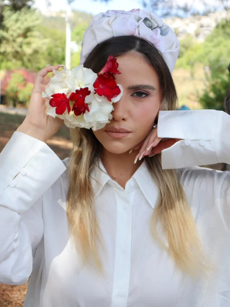 יש דגם אחד שיגרום לך לעצור 🌸
איזה היית בוחרת?
1 2 3 4 או 5 ?

מחכה לשמוע אותך 🤍

#דתיותבסטייל
#כיסויראש
#דתיותבשיק 
#קשתותמעוצבות 
#סיהבוטיק